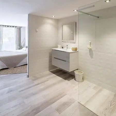 Wagner By Interhome * Saint Aygulf